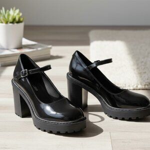 Madden NYC Steve Madden Black Mary Jane Platform Shoes NWOB Size US 10
